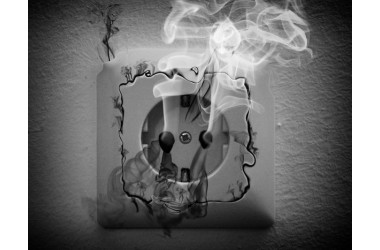 Возгорания в проводке – 5 самых частых причин от электрика